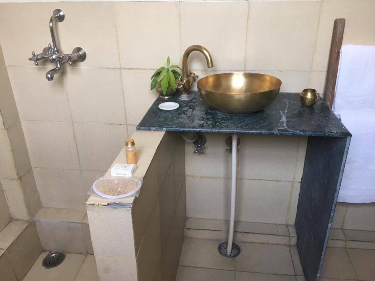 לינה וארוחת בוקר ורנאסי Panchkote Raj Ganges מראה חיצוני תמונה
